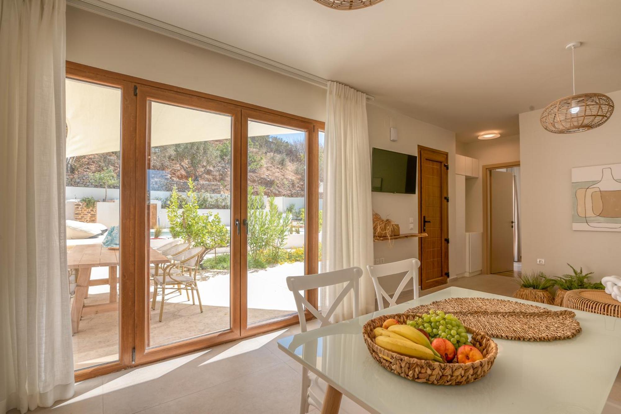 Superior Argilos With Private Pool Apartment *
