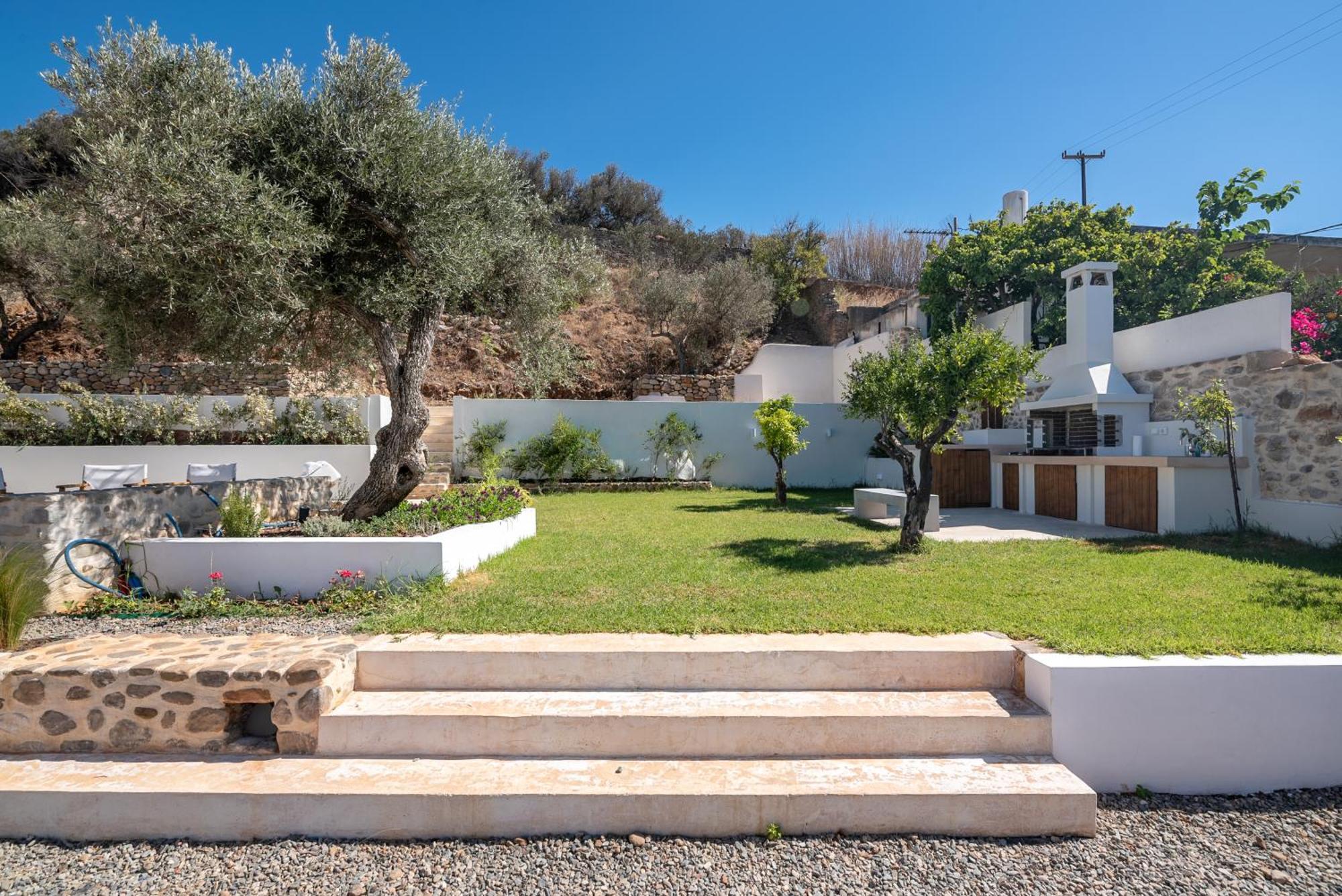 Superior Argilos With Private Pool Apartment *