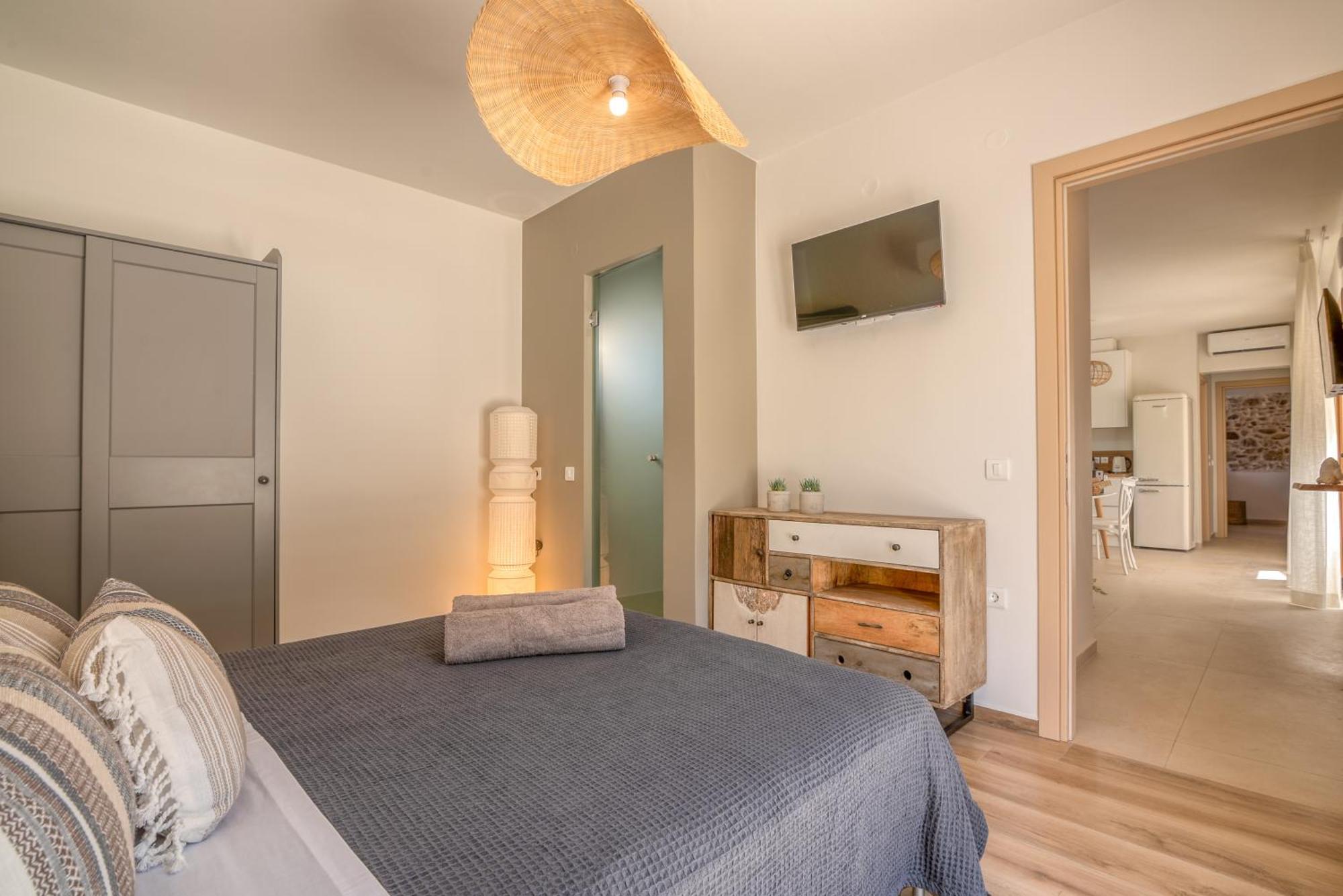 Superior Argilos With Private Pool Apartment *