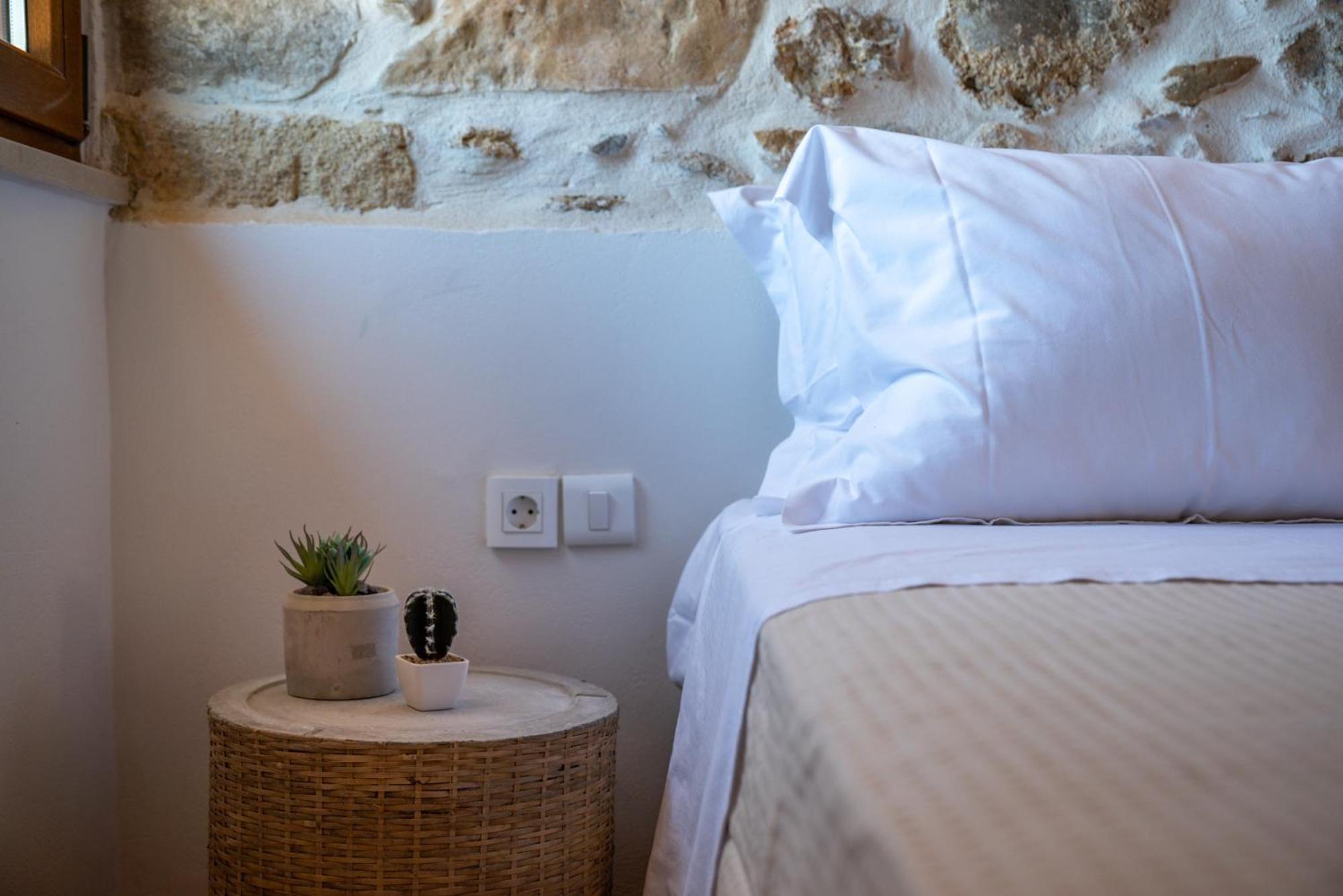 Superior Argilos With Private Pool Apartment